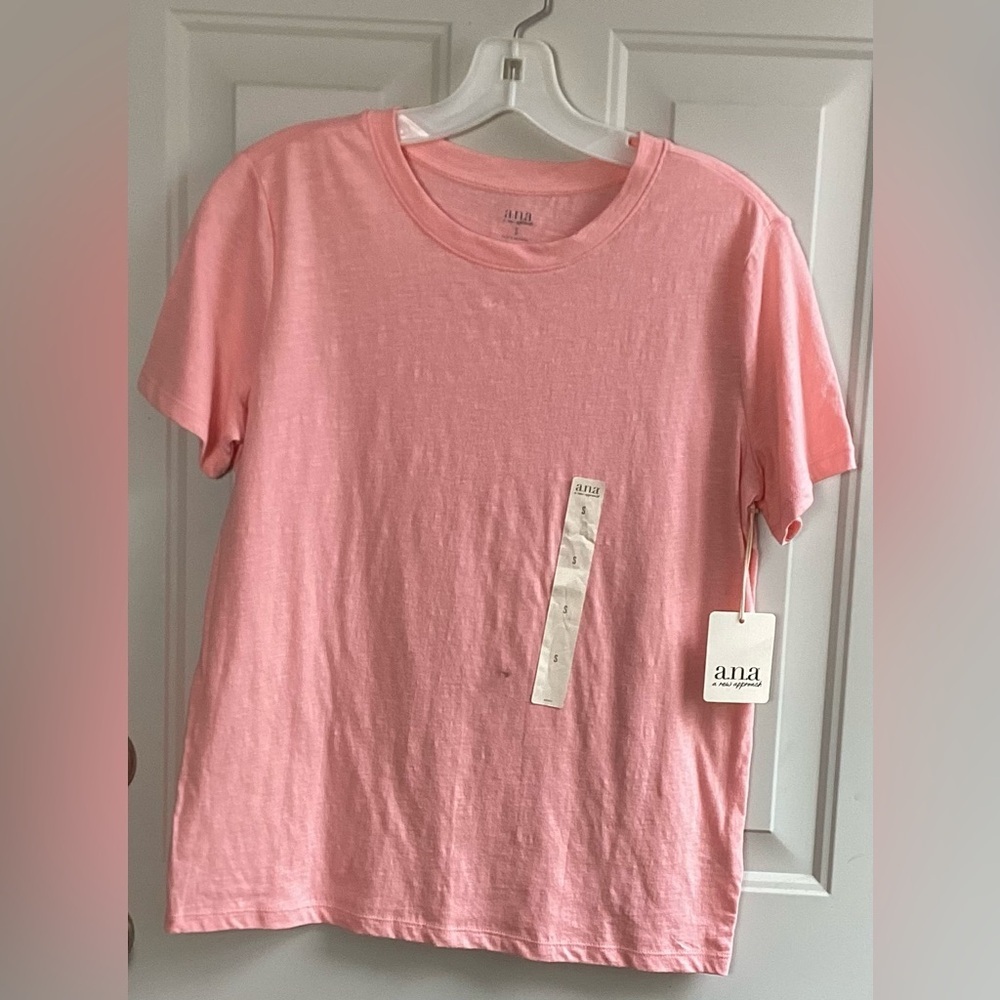 Ana nwt salmon pink short sleeve Tee Size Small